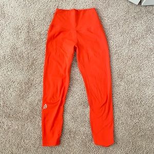 High waisted leggings